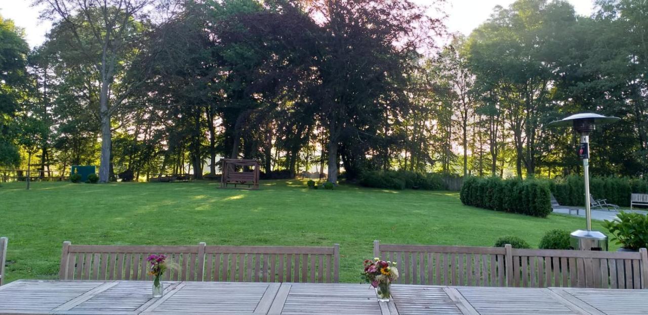 Herrenhaus Gut Neuruppersdorf Timmendorfer Strand Esterno foto