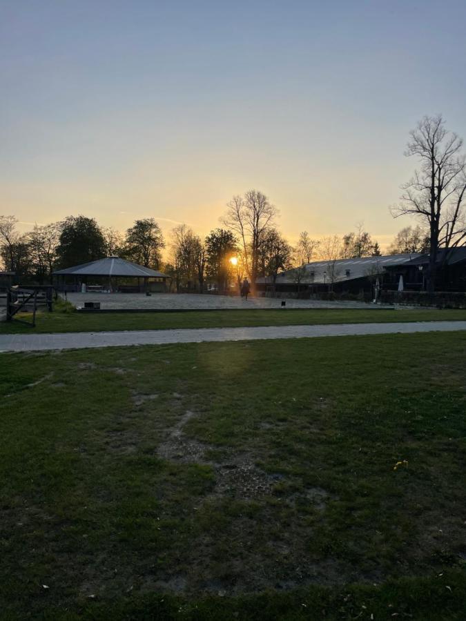 Herrenhaus Gut Neuruppersdorf Timmendorfer Strand Esterno foto